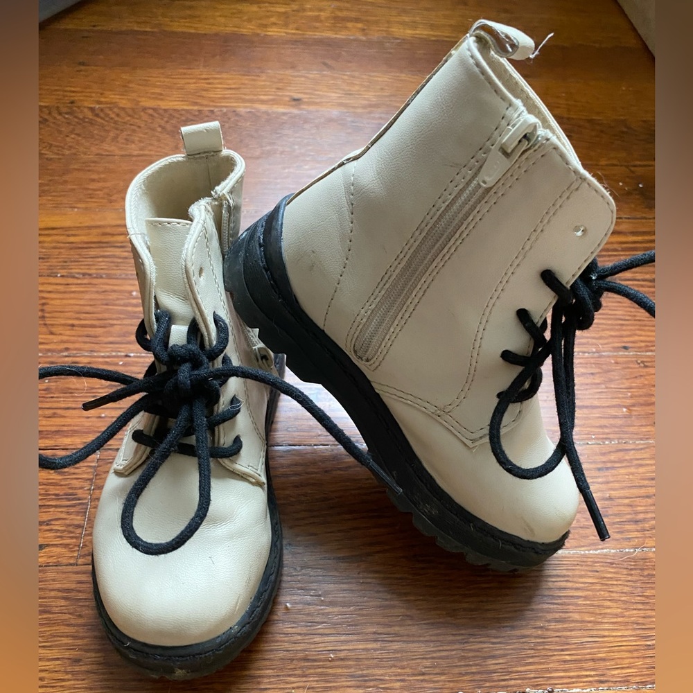 Zara white boots